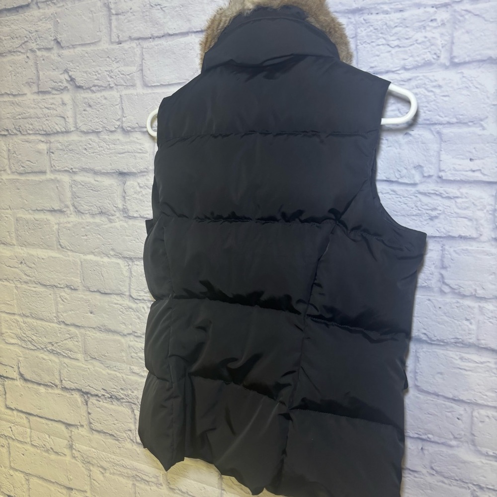 Lands' End Women's Goose Down Puffer Vest Faux Fur Hood Small Outdoor - Picture 8 of 12